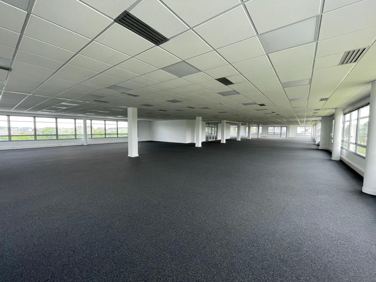 Bureau Villeneuve-d'Ascq 3247m² Location bureau Villeneuve-d'Ascq Nord OLBUR2114162 3
